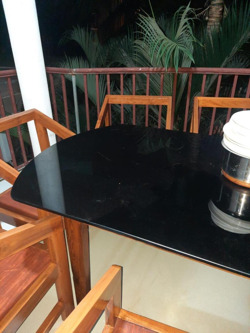 Esha Apartment Calangute Oda fotoğraf
