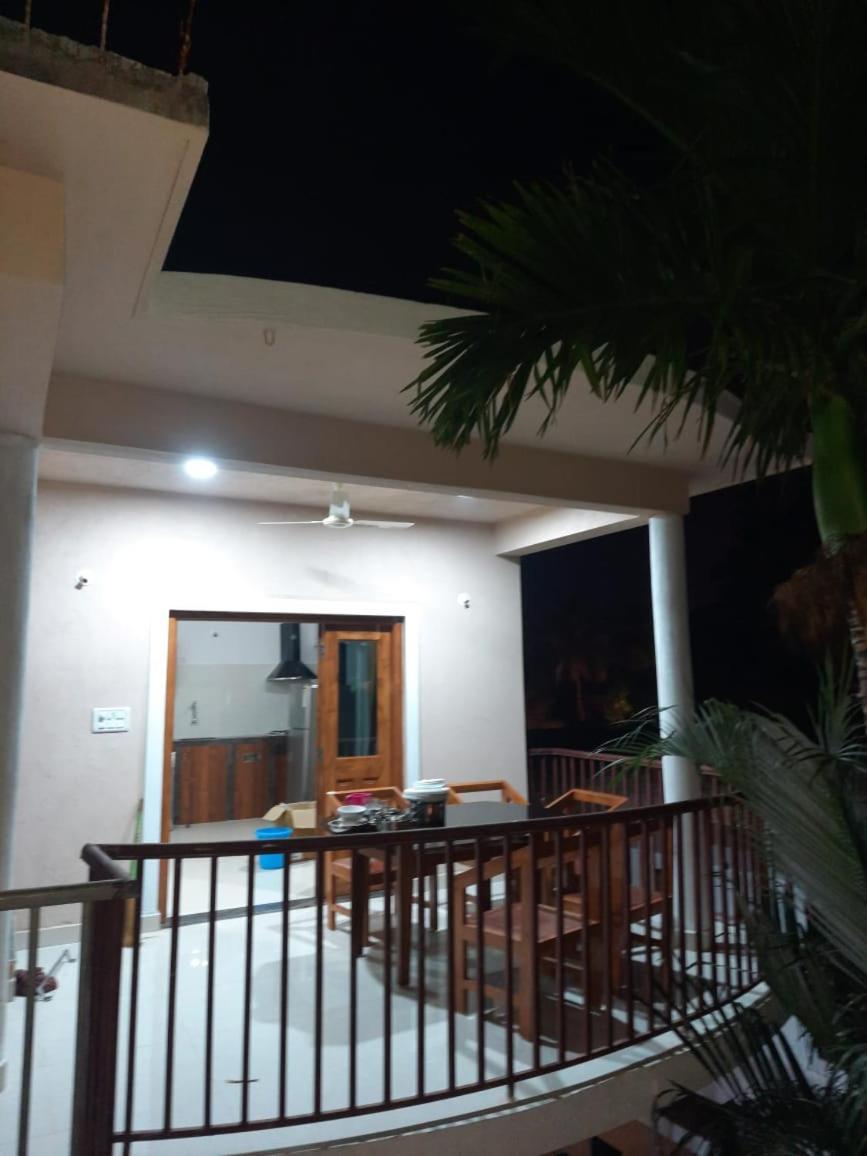 Esha Apartment Calangute Oda fotoğraf