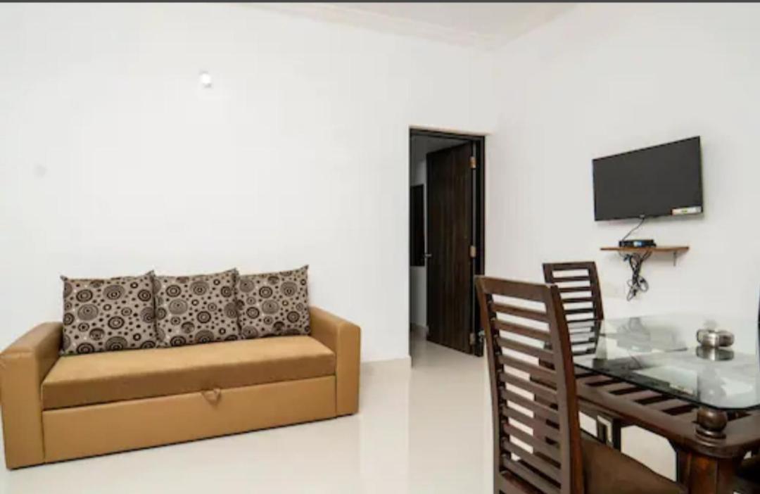 Esha Apartment Calangute Oda fotoğraf